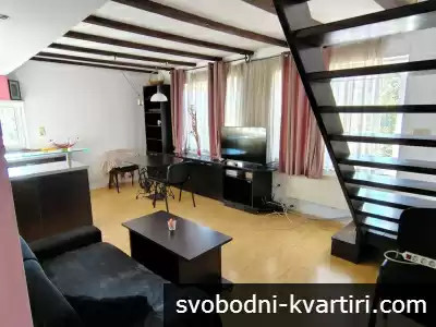 Двустаен - Мезонет, до Парк Център.