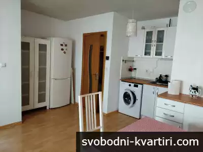 Двустаен апартамент в централната зона на града р района на трето ОУ