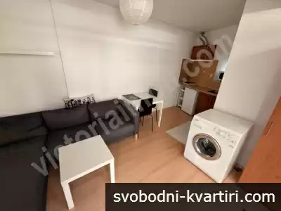 Боксониера с двор в ТОП център