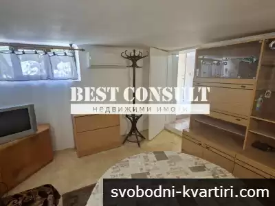 Обзаведена бечова стая, климатик - Здравец