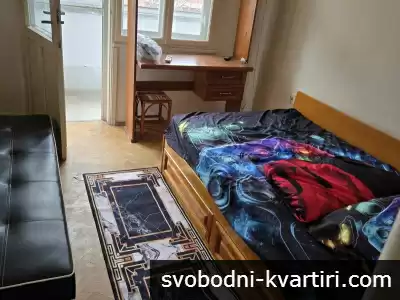 Тристаен апартамент Младежки хълм